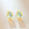 Doce Signos del Zodíaco: Aretes Dorados de Jadeíta Natural con Forma de Cerdo, Diseño de Nicho Estilo Chino, Aretes Suaves y Lindos para Mujer