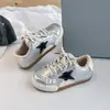 Tênis Casuais de Lona Infantil 2026 Patchwork de Estrelas Solado Macio Antiderrapante Lantejoulas Modernos Fashion Respirável Unissex Tênis Esportivo Infantil