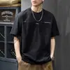Nova Camiseta de Algodão Puro Pesado de Manga Curta para Homens no Verão, Estilo Americano Marca da Moda Bordada Modelagem Solta Manga Meia-Manga Tamanho Grande Manga Três Quartos