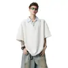 Camiseta de Manga Corta con Cuello de Camisa Falso de Dos Piezas para Hombre, Marca de Verano de Moda con un Toque de Lujo, Cuello Polo, Corte Holgado Fresco y Elegante, Manga Media con Tacto Fresco
