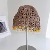 Sombrero de Punto Hueco Retro Hecho a Mano de Nicho para Mujer, Sombrero de Lana Transpirable de Verano con Lentejuelas, Cuentas y Borlas, Sombrero Turbante de Moda