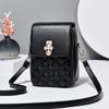 Bolsa Pequena Feminina de Verão Niche 2025 Novo Estilo Popular Este Ano Bolsa Pequena Feminina Moderna e Mais Fácil de Combinar Bolsa Popular de Ombro Único, de Mão e Transversal