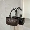 Bolsa Retrô Feminina Grande Capacidade 2026 Nova Outono Inverno Versátil Simples Bolsa de Ombro Casual Moda Bolsa Tote para o Dia a Dia
