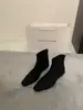 2026 Novas Botas de Cano Curto Retrô Marrom Camurça Estilo Coreano Salto Bloco Quadrado Afuniladas Emagrecedoras Femininas Outono Inverno com Zíper nas Costas