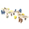 Mobiliario para áreas de mezzanine en oficinas de ventas, centros de educación temprana de jardín de infantes, juegos de mesa y sillas de madera maciza para niños, y mesas para manualidades