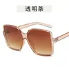 Gafas de sol de caja de moda europea y americana gafas de sol personalizadas gafas personalizadas para mujer gafas de sol con bisagra de metal de moda