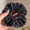 Goma para el pelo floral marrón, elegante y a la moda, con diseño de cuadros para mujer, nuevo estilo 2026, accesorio para el pelo de tela de alta calidad