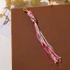 Colgante de Hilo de Algodón con Borla Arcoíris Brillante y Etéreo para Bolsos, Llaveros, Lanyards de Teléfono para Coche, Decoración