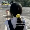Lindo Pollo Amarillo y Cerdo Llaveros para el Cabello, Adorables Accesorios para el Cabello Estilo Estudiante, Bandas Negras para Atar el Cabello, Adornos Elásticos para el Cabello para Mujer