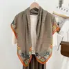 Lenço Quadrado Grande Fashion Retrô de Imitação de Caxemira para Mulheres, Lenço de Algodão e Linho Quente de Venda em 2024, Xale para Bolsa, Lenço de Seda para Proteção Solar