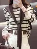 Suéter de punto con chal a rayas de dos piezas falsas para mujer, nuevo top casual holgado de otoño, chal de punto fino a rayas para mujer