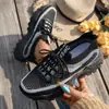 Zapatos de Malla Tejido Fly-Knit sin Cordones para Mujer Venta Cruzada Dropshipping 2025 Nuevos Zapatos Casuales Versátiles de Cuatro Estaciones, Delgados y Transpirables 43