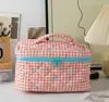Nova bolsa feminina de armazenamento acolchoada, grande capacidade, bolsa portátil macia para estudantes, bolsa de lavagem