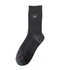 Meias de Novo Estilo Outono e Inverno para Mulheres com Bordado de Coração, Tendência Preto e Branco Cinza Esportivas Longas de Algodão Meias Atacado