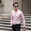 Camisa Blanca de Manga Larga para Hombre Joven, Estilo Coreano Simple Ajustada, Estilo Japonés de Moda, Color Sólido, Camisa sin Planchar, Top