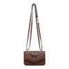 Bolso pequeño cuadrado de moda otoñal, bolso cruzado moderno y elegante, nuevo bolso de hombro versátil 2026, bolso de moda