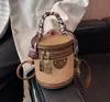 Bolso Pequeño para Mujer, Nuevo Modelo Otoño/Invierno 2023, Bolso Cruzado Popular, Bolso de Mano para Mujer Estilo Cubo, Diseño de Nicho de Gama Alta, Estilo Único