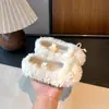 Zapatos Peludos Estilo Coreano para Niñas Invierno 2025 Nuevos Zapatos de Algodón Cálidos Forrados de Felpa para Niños Zapatos de Princesa con Lazo y Suela Suave