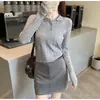 Suéter de tricô trançado estilo coreano com gola alta e mangas compridas para mulheres, uma camada base fina e justa para primavera e outono, top curto versátil