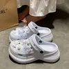 Zapatillas Cerradas de Suela Gruesa de EVA con Mariposas Iridiscentes para Mujer, Estilo INS, Crocs de Playa para Exteriores de Verano, Suaves y Versátiles
