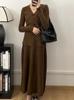Outono e Inverno Novo Slim Retro Elegante Chifre Fivela Camisola Casaco Feminino Estilo Preguiçoso Saia Camisola Conjunto de Duas Peças