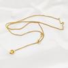 Collar con colgante de amor ajustable, cadena Chopin de acero y titanio con baño al vacío de oro de 18 quilates.