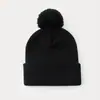 Estilo Coreano Distinctivo Otoño e Invierno Grueso Lana Tejida Gorro de Moda Cálido Todo Combinación Hombres y Mujeres Gorro con Bola de Pelo