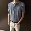 Estilo Old Money Moda Masculina Textura de Punto de Alta Gama Manga Corta Verano Nuevo Ajuste Delgado Cuello Camisero Polo para Hombre