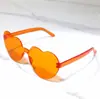 (Especial) Fábrica de Óculos em Formato de Coração Cor de Bala Gelatina Óculos de Coração Óculos de Sol Personalizados Europeus e Americanos para Homens e Mulheres Coração de Pêssego
