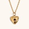 Collar con colgante en forma de corazón de acero inoxidable chapado en oro de 18 quilates con piedra de cumpleaños de diciembre para mujer, estilo transfronterizo europeo y americano