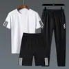 Trajes Deportivos Transfronterizos para Hombre, Verano 2022 Nuevas Camisetas al por Mayor con Shorts Elegantes, Ropa Deportiva al por Mayor