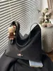 Bolso de Axila Coreano de Nicho para Mujer 2025 Otoño Nuevo de Moda Simple Bolso Cruzado de un Solo Hombro Bolso Tote de Gran Capacidad