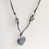 Ins estilo coreano diseño nicho collar de amor con cuentas mariposa oscura estilo dulce y cool lujo ligero cadena de clavícula ajustable