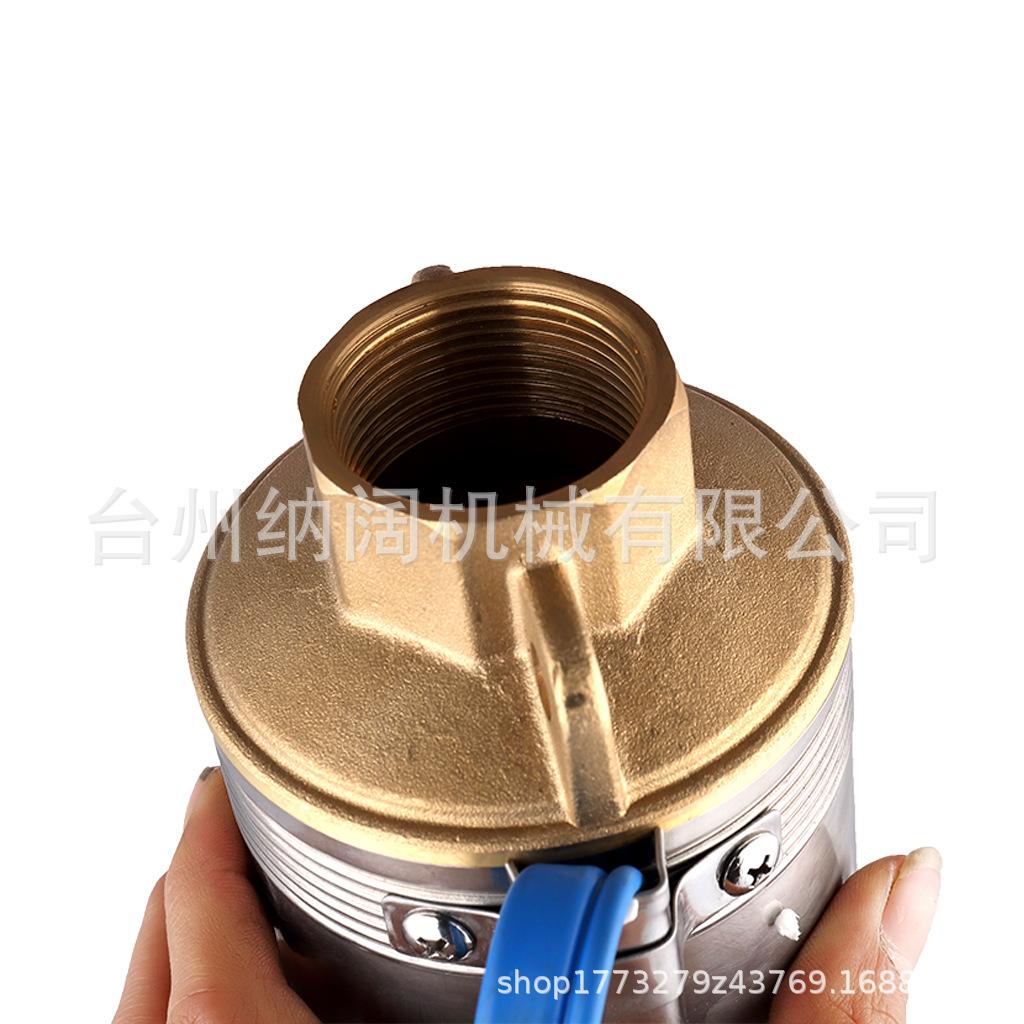 QJ9A9282