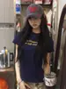 Camiseta Ombro a Ombro Feminina Verão Novo Estampa de Slogan Spice Girl Manga Curta Vintage Slim Fit Emagrecedor Top Curto
