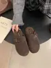 Zapatos tipo Birkenstock para mujer, feos pero lindos, que aumentan la altura, colección otoño/invierno 2026, forrados de felpa para abrigar, color gris, estilo retro de media zapatilla, zapatos esponjosos