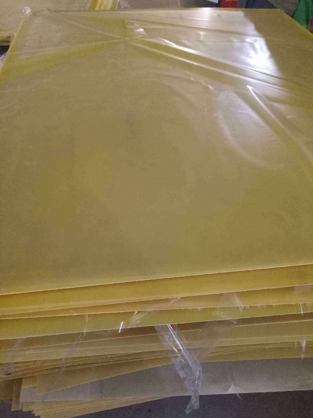 908811446834753378