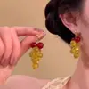 Pendientes de Uva de Verano Claros y Coloridos 2025 Nuevos Populares Únicos Hermosos Transparentes Fruta Nicho Pendientes