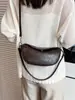 Bolsa de ombro retrô transfronteiriça para mulheres, nova moda 2025, bolsa versátil de ombro e transversal, superfície macia com toque de alta qualidade, bolsa bolinho