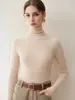 Suéter de Caxemira Novo Outono/Inverno 2026 Feminino Gola Alta Cor Sólida Outono/Inverno Emagrecedor Malha Canelada Suéter Camada Base Feminino