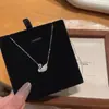 Collar de cisne totalmente de diamantes para mujer, diseño de nicho de lujo ligero, cadena alta para la clavícula, cadena de cuello de moda y versátil, regalo para novia