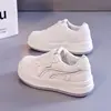 Otoño 2026 Nueva Moda Versátil Cómodo Casual Ligero Antideslizante Tenis para Mujer Zapatos Blancos 26832