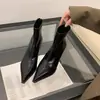 Nuevas botas cortas para mujer para primavera y otoño, de tacón alto, nuevas botas cortas blancas de punta fina y tacón medio, ajustadas