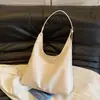 Bolsa de Grande Capacidade para Viagem Transfronteiriça 2026 Novo Modelo Bolsa de Ombro Fashion de Alta Qualidade Bolsa Tote Simples Retrô para o Dia a Dia