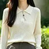 26 Suéter base de manga comprida estilo retrô com zíper e gola alta, suéter casual de tricô quente com gola e padrão de trança para mulheres
