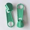 En stock No. 5 tiradores de cremallera de tanque de resina, tirador largo de metal pintado en aerosol en color GCC para maletas y mochilas