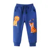 Pantalones de chándal bordados casuales de primavera y otoño para niños, bebés, pantalones largos para niños pequeños y niños pequeños, algodón de rizo, pantalones para niños europeos y americanos, venta al por mayor
