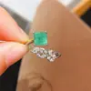 Anillo Clásico de Plata de Ley S925 con Esmeralda Natural para Mujer Pulsera Anillo Ajustable Popular de Nicho Europeo y Americano de Gama Alta