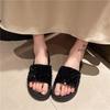 Chinelo de Sola Grossa Verão 2025 Novo Estilo Plataforma Paetê Moda Fada High-End Uso Externo Sandálias de Praia para Mulheres