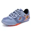 Nuevos Zapatos de Fútbol de Malla para Niños Velcro Zapatos de Entrenamiento Clavos Rotos Estudiantes de Primaria Competición Correr y Patear un Par de Zapatos